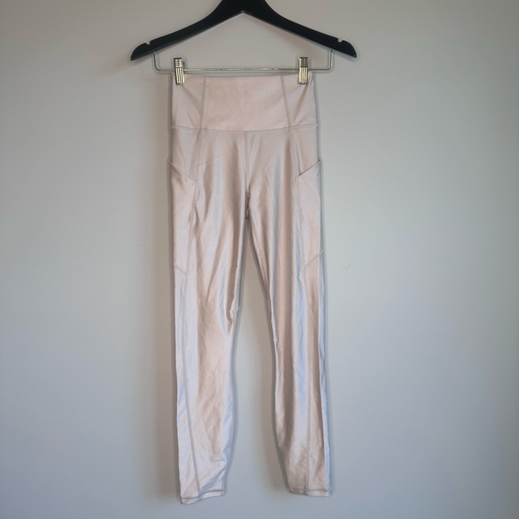 NWT Fabletics Oasis Sine PureLuxe High-Waisted 7/8 Leggings Ivory Size XXS - Picture 6 of 9